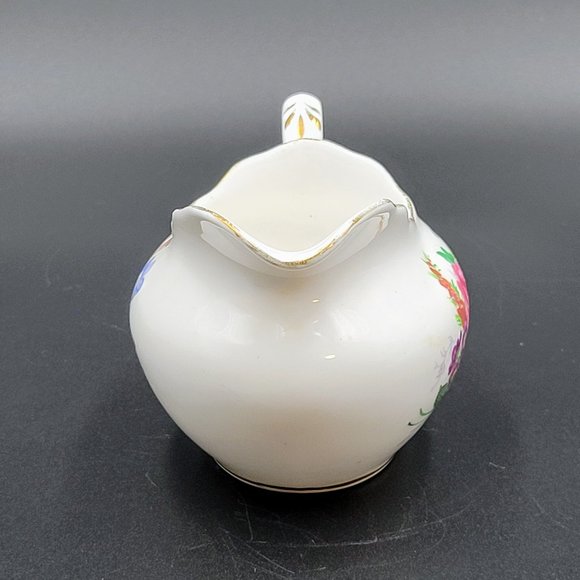 Vintage Royal Albert Barbara Ann Creamer Bone China England Floral Gold Read - Picture 6 of 10
